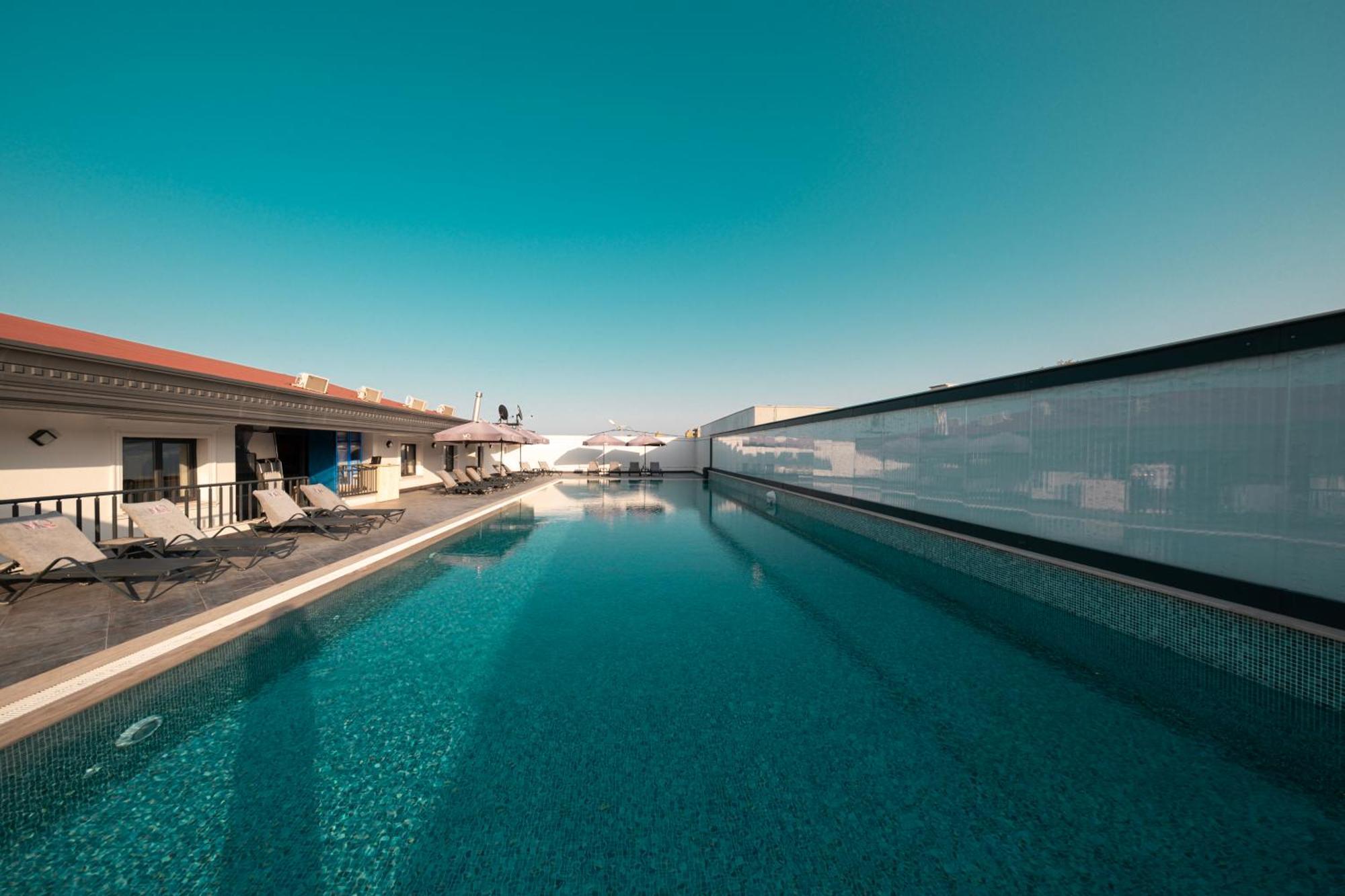 Mq Hotel Suites Arnavutkoy Exterior photo